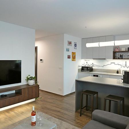 Modern Apartment Near The City Centre Urban Bratislava Esterno foto