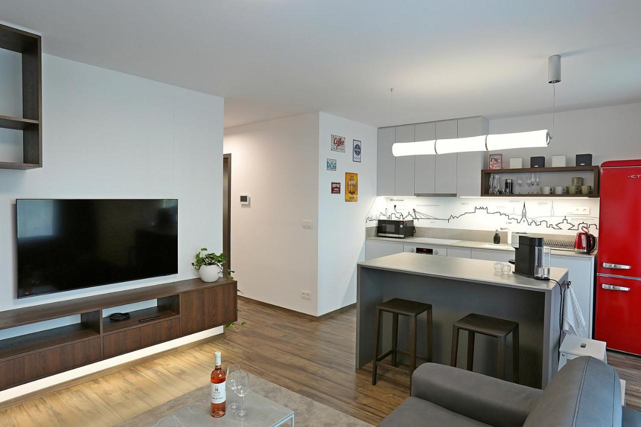 Modern Apartment Near The City Centre Urban Bratislava Esterno foto