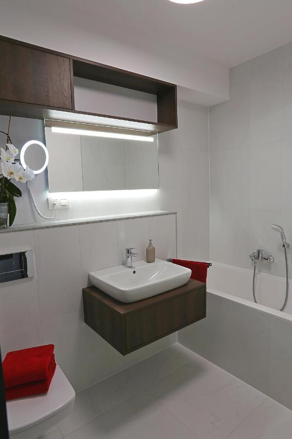 Modern Apartment Near The City Centre Urban Bratislava Esterno foto