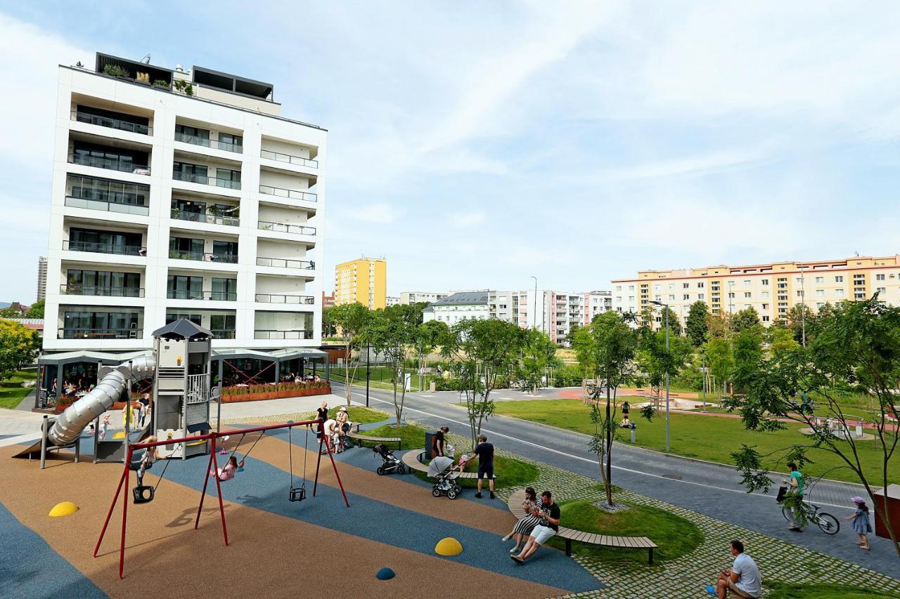 Modern Apartment Near The City Centre Urban Bratislava Esterno foto